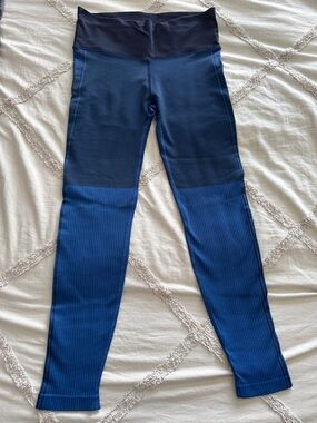 Athleta Size Large Flurry Colorblock Base Layer Tights